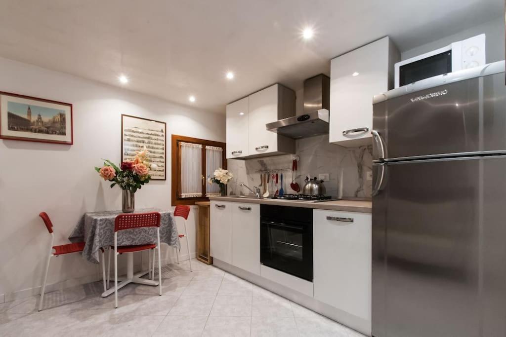 Ca'mariagrazia Flat In With Private Patio Apartamento Venecia