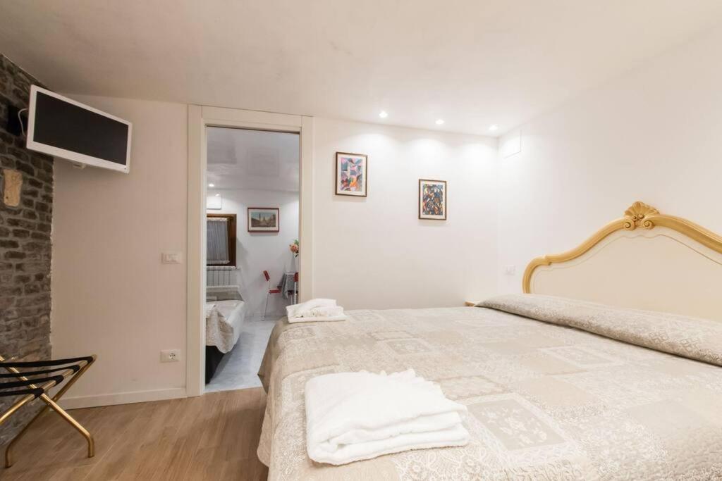 Ca'mariagrazia Flat In With Private Patio Apartamento